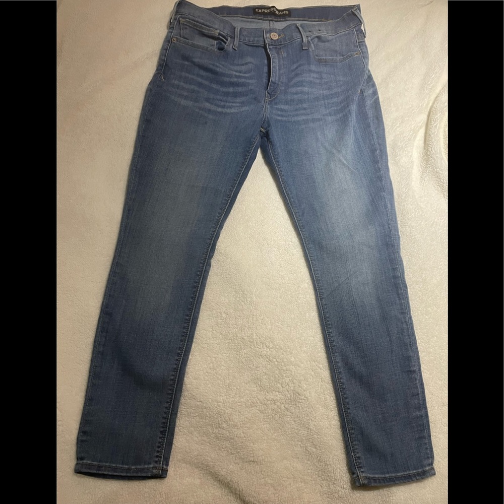 Petite Express Jeans Legging Fit